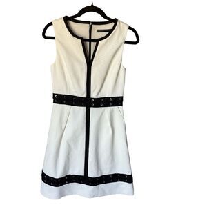 Karen Millen Sleeveless Dress Size 6 Ivory Black Grommet Detail Edgy Modern